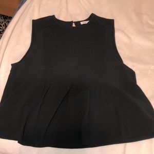 Black tank Size M